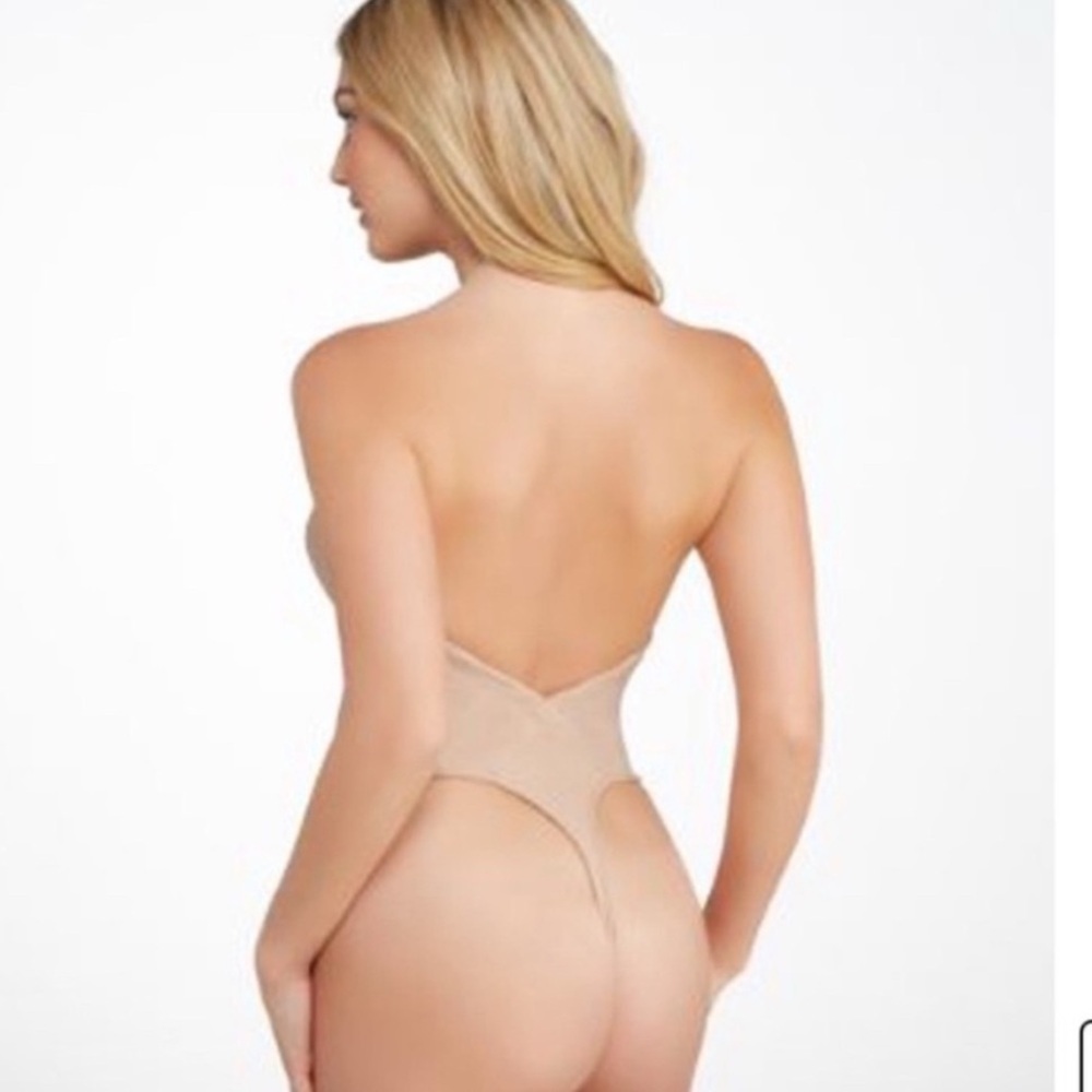 Va Bien 34D Backless Thong Shapewear Bodysuit